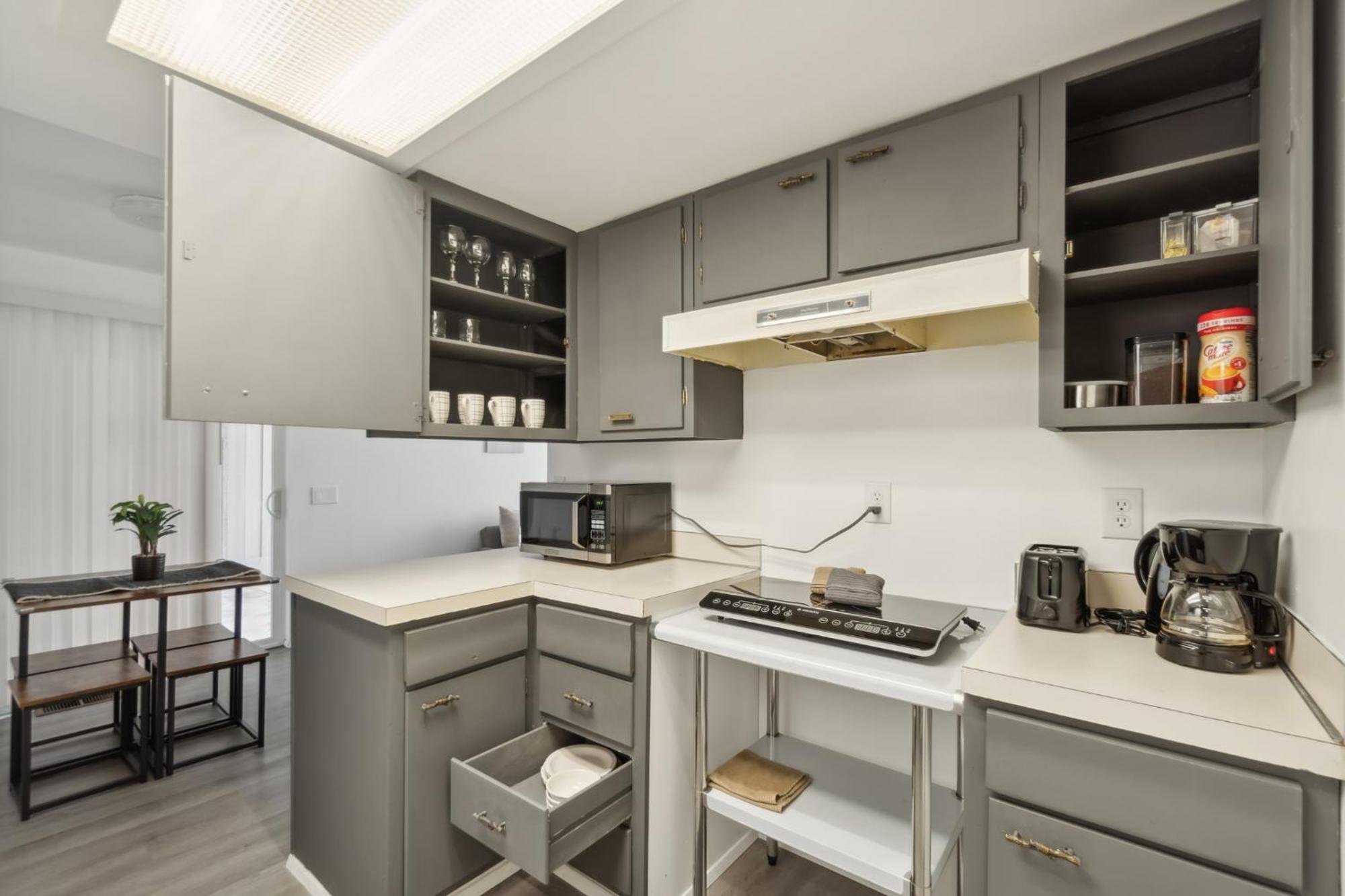 Central Bellevue House ภายนอก รูปภาพ